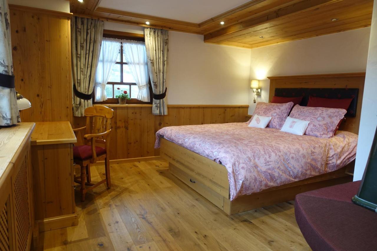 Hollhouse - Bed & Breakfast Hinterzarten Kültér fotó