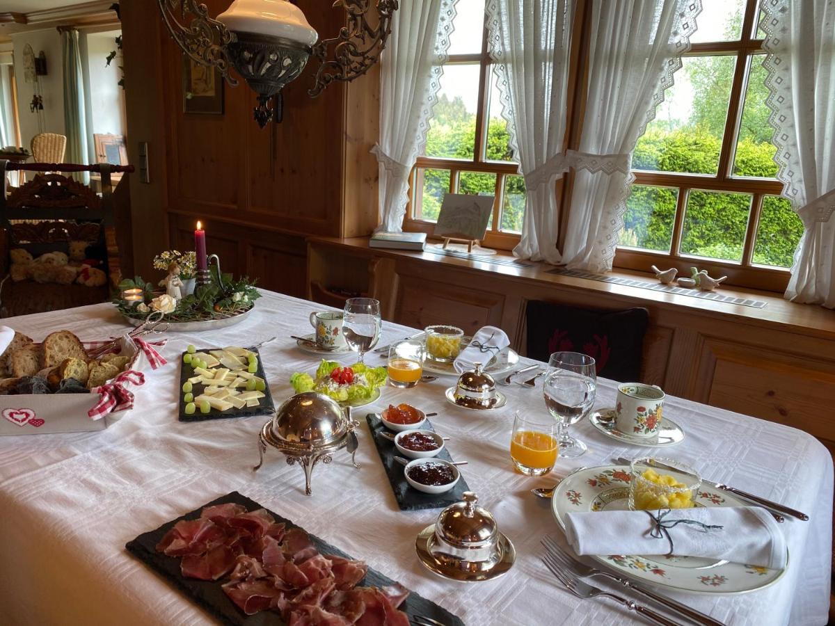 Hollhouse - Bed & Breakfast Hinterzarten Kültér fotó